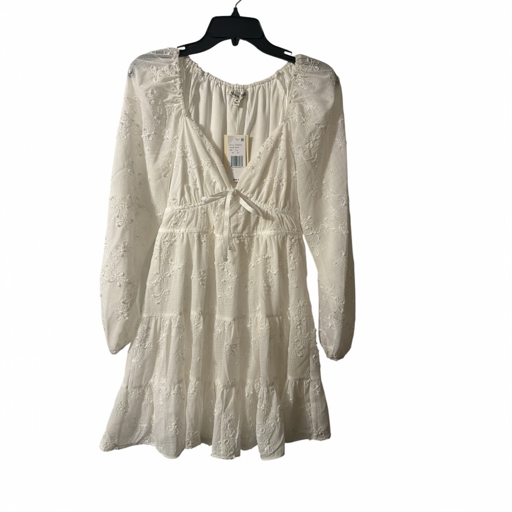 White Embroidered Boho peasant Mini Dress Long Sleeve NWT Size M